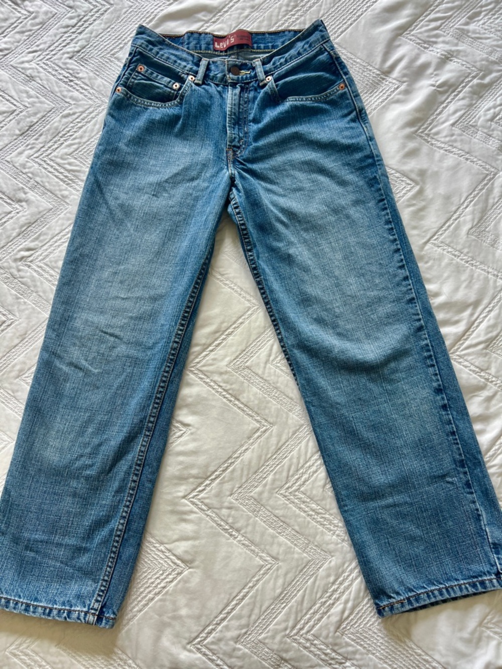 Levi’s 550 Relaxed Fit Jeans Y2K Medium Wash 28x28 (Measures 27x27)